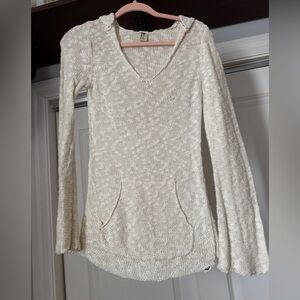 Roxy. Size small. Cream. Hooded sweater.
